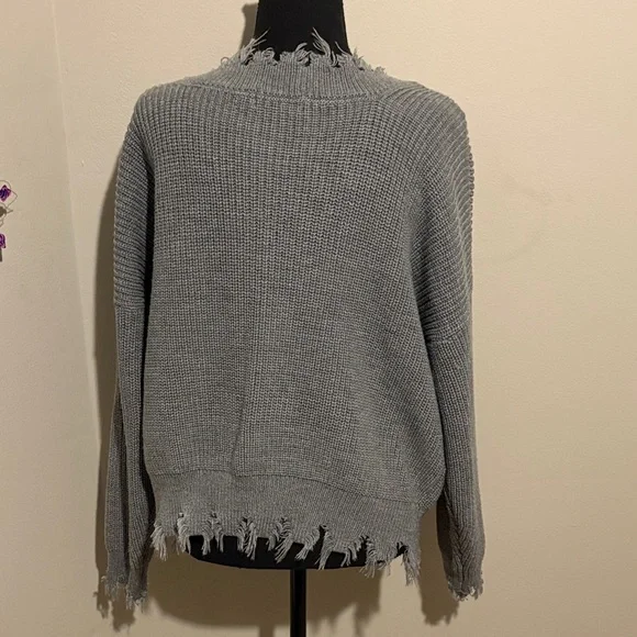 Zenana Outfitters Charcoal V-Neck Sweater - Picture 6 of 10